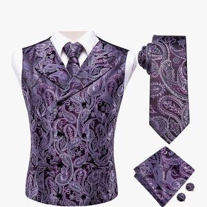 NWT XXL 4 Piece Hi-Tie Mens Silk Purple Paisley Vest, Tie, Pocket Square, Cuffs.